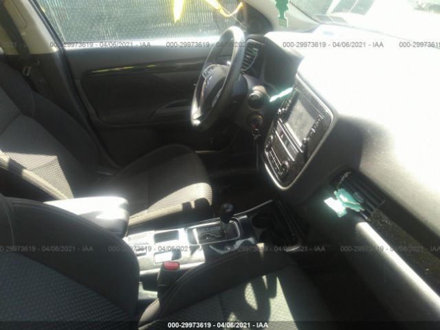 Photo 4 VIN: JA4AD2A39KZ013240 - MITSUBISHI OUTLANDER 