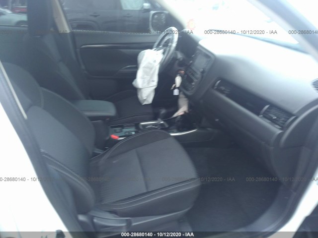 Photo 4 VIN: JA4AD2A39KZ022231 - MITSUBISHI OUTLANDER 