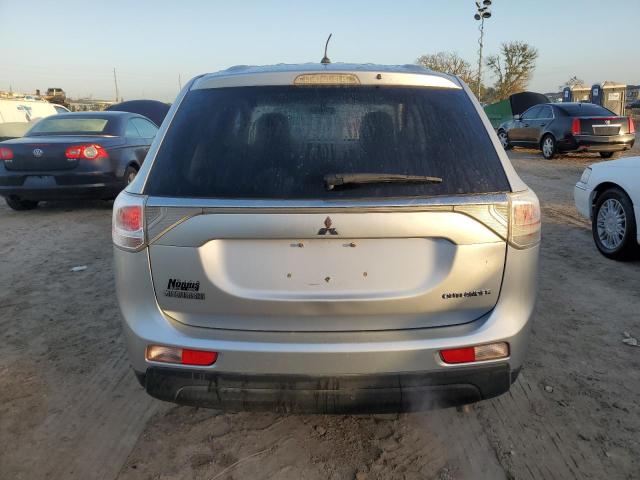 Photo 5 VIN: JA4AD2A3XEZ002509 - MITSUBISHI OUTLANDER 