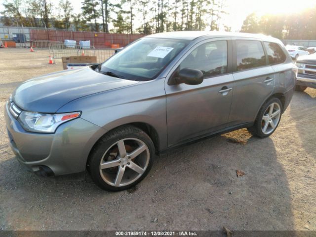 Photo 1 VIN: JA4AD2A3XEZ005149 - MITSUBISHI OUTLANDER 