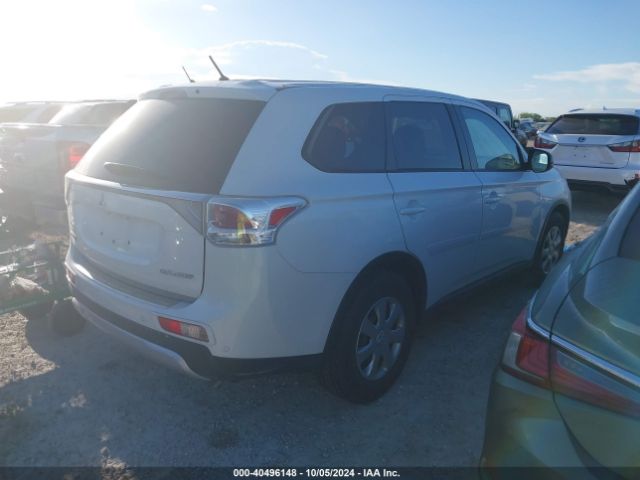 Photo 3 VIN: JA4AD2A3XFZ010238 - MITSUBISHI OUTLANDER 