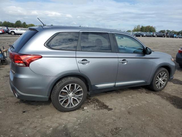 Photo 2 VIN: JA4AD2A3XGZ060915 - MITSUBISHI OUTLANDER 