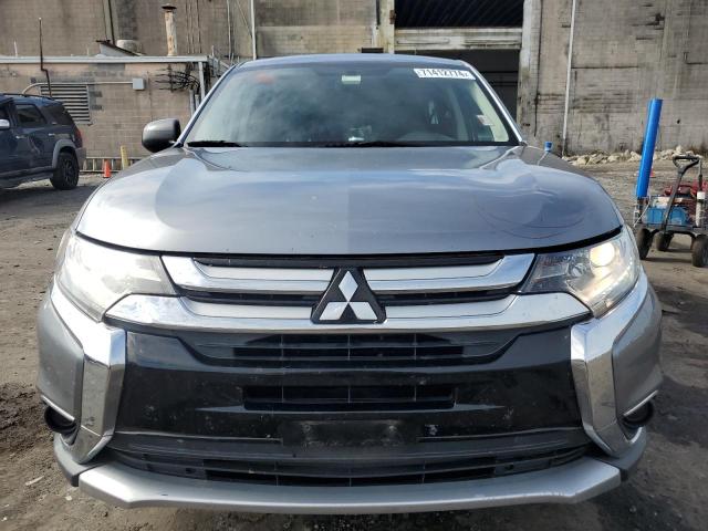 Photo 4 VIN: JA4AD2A3XGZ060915 - MITSUBISHI OUTLANDER 