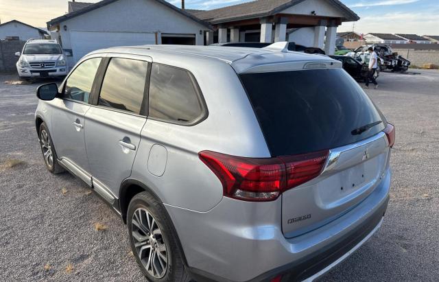 Photo 2 VIN: JA4AD2A3XHZ041038 - MITSUBISHI OUTLANDER 