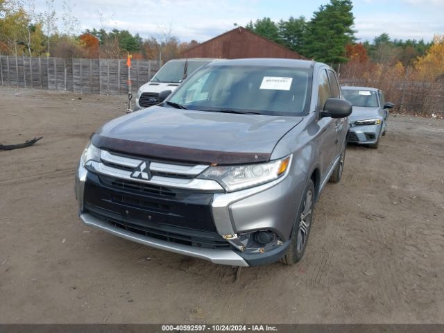 Photo 1 VIN: JA4AD2A3XHZ046384 - MITSUBISHI OUTLANDER 