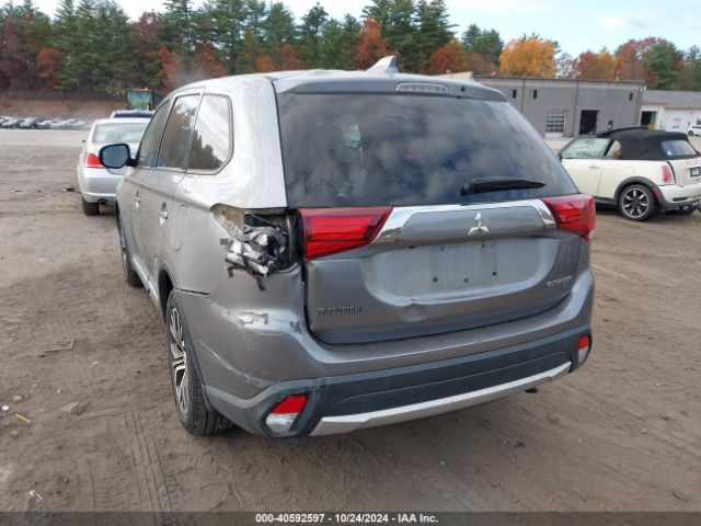 Photo 2 VIN: JA4AD2A3XHZ046384 - MITSUBISHI OUTLANDER 