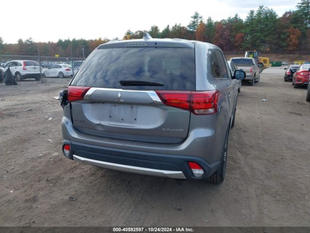 Photo 3 VIN: JA4AD2A3XHZ046384 - MITSUBISHI OUTLANDER 