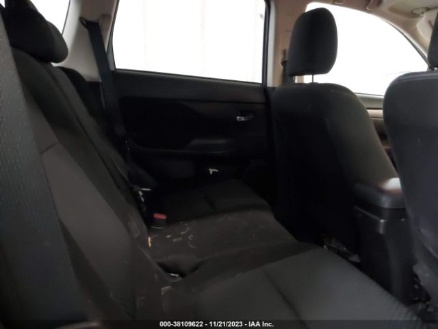 Photo 7 VIN: JA4AD2A3XHZ049687 - MITSUBISHI OUTLANDER 