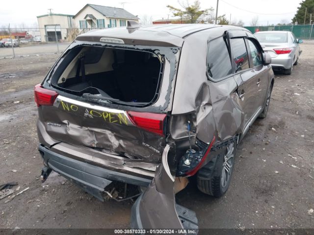 Photo 5 VIN: JA4AD2A3XHZ054257 - MITSUBISHI OUTLANDER 