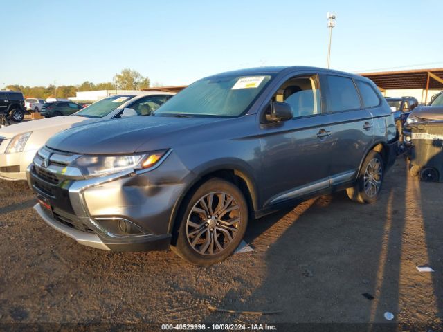 Photo 1 VIN: JA4AD2A3XJJ002597 - MITSUBISHI OUTLANDER 