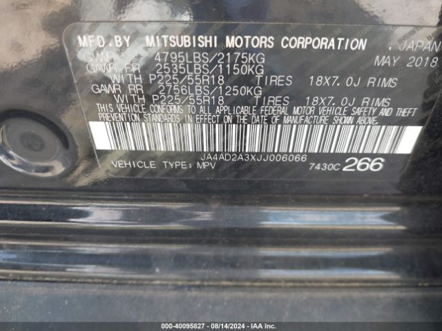 Photo 8 VIN: JA4AD2A3XJJ006066 - MITSUBISHI OUTLANDER 