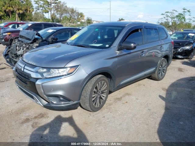 Photo 1 VIN: JA4AD2A3XKZ014462 - MITSUBISHI OUTLANDER 