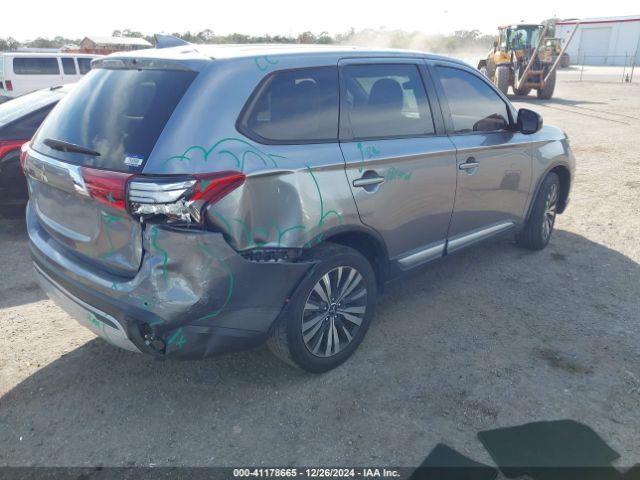 Photo 3 VIN: JA4AD2A3XKZ014462 - MITSUBISHI OUTLANDER 