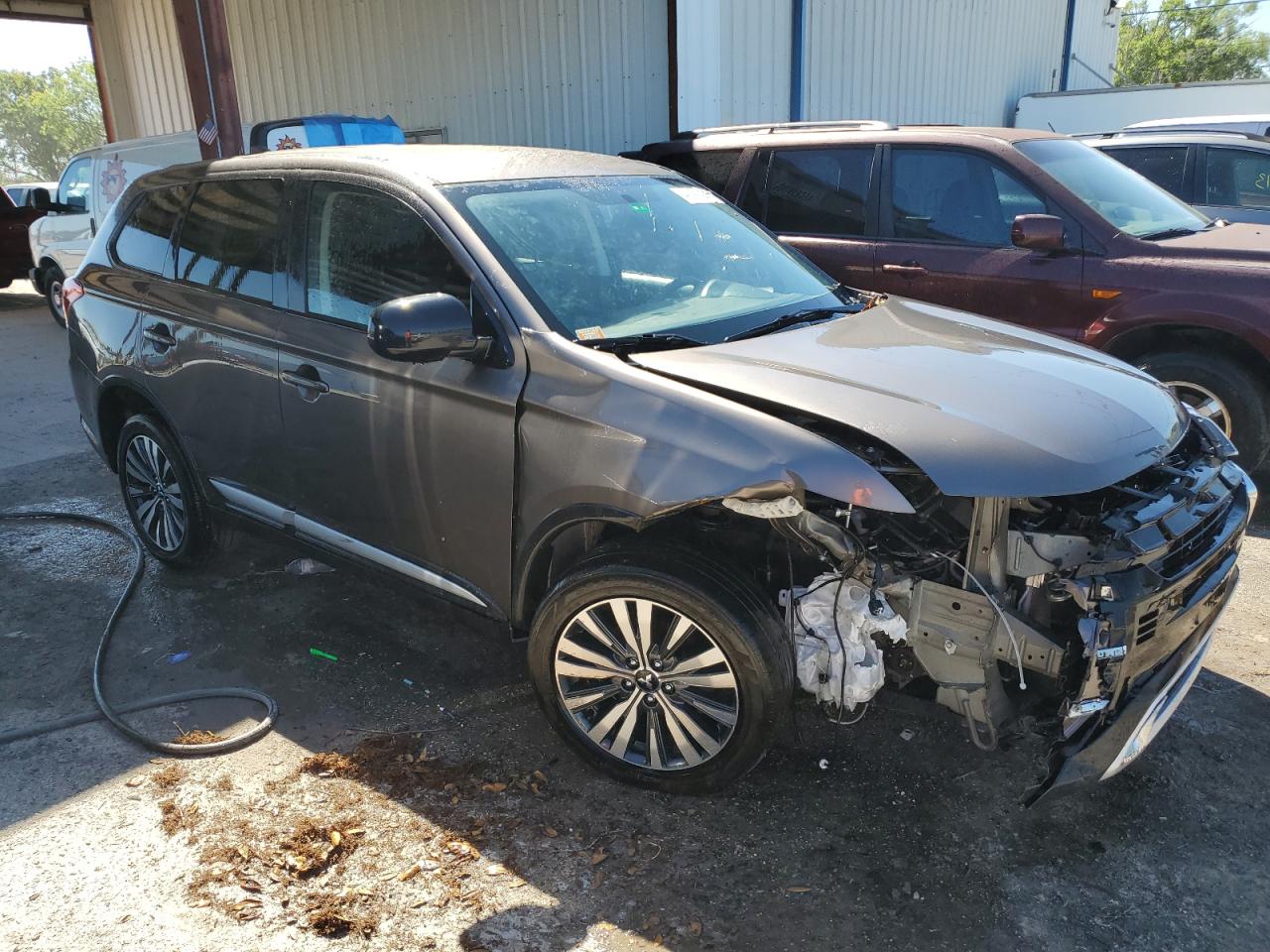 Photo 3 VIN: JA4AD2A3XLZ033806 - MITSUBISHI OUTLANDER 