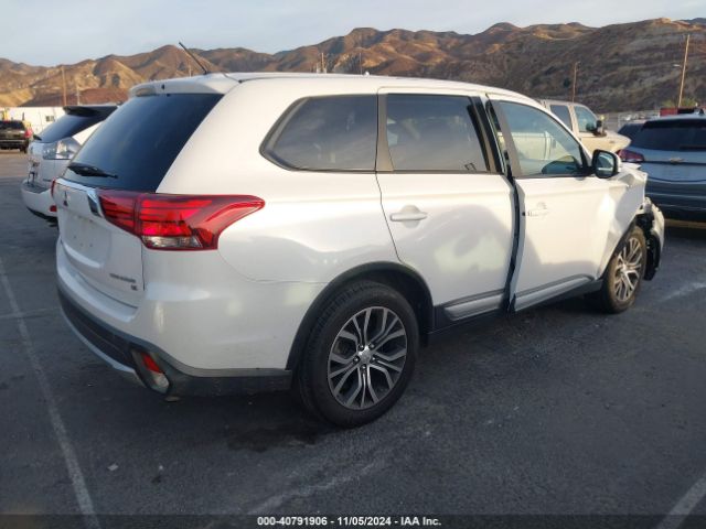 Photo 3 VIN: JA4AD3A30GZ000521 - MITSUBISHI OUTLANDER 