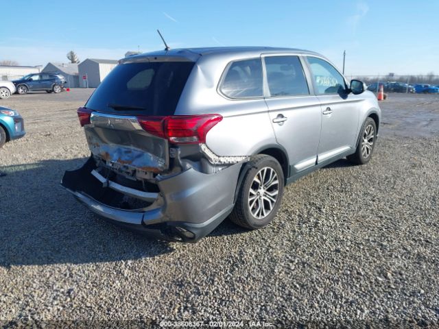 Photo 3 VIN: JA4AD3A30GZ001877 - MITSUBISHI OUTLANDER 