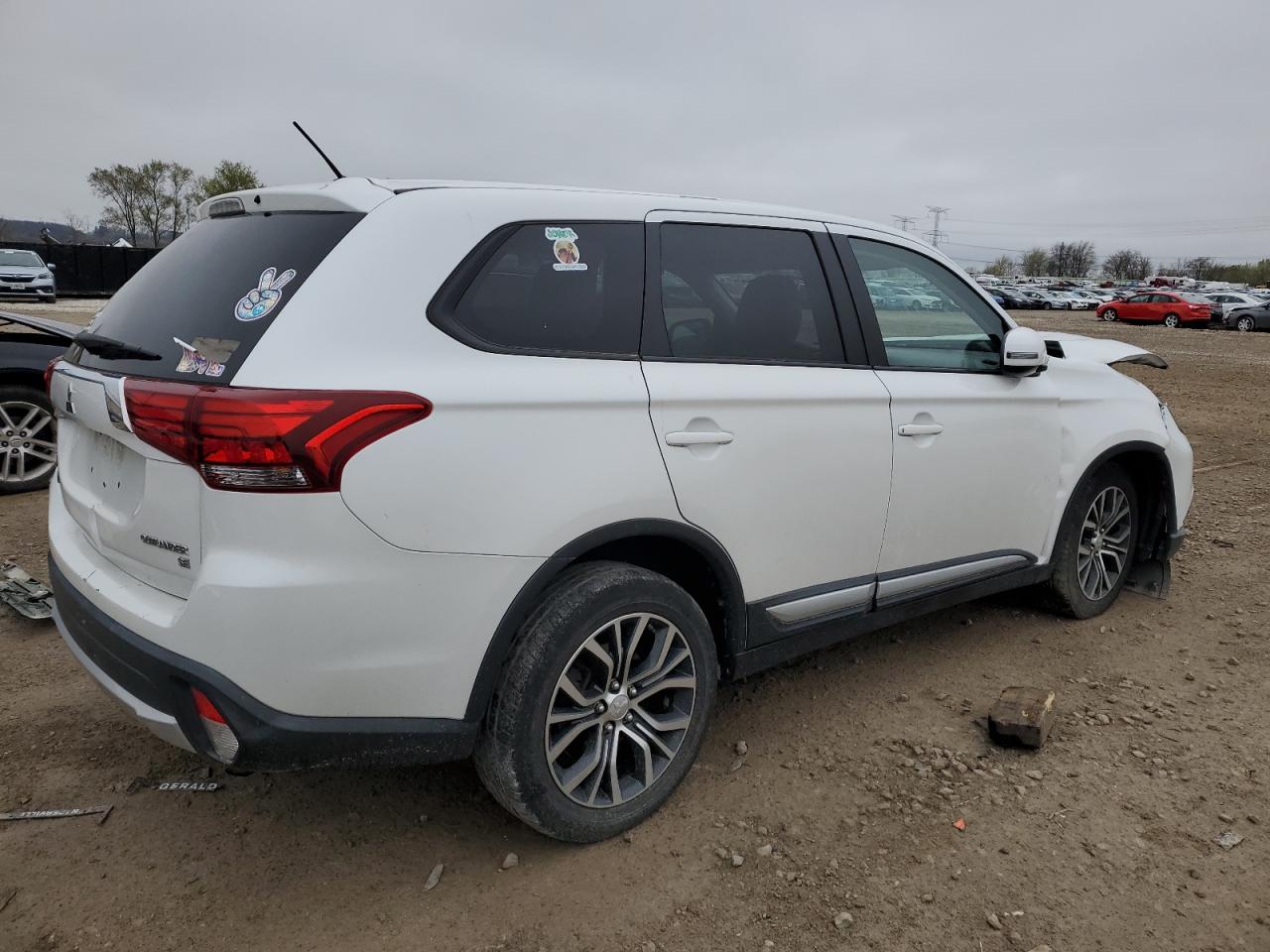 Photo 2 VIN: JA4AD3A30GZ003208 - MITSUBISHI OUTLANDER 