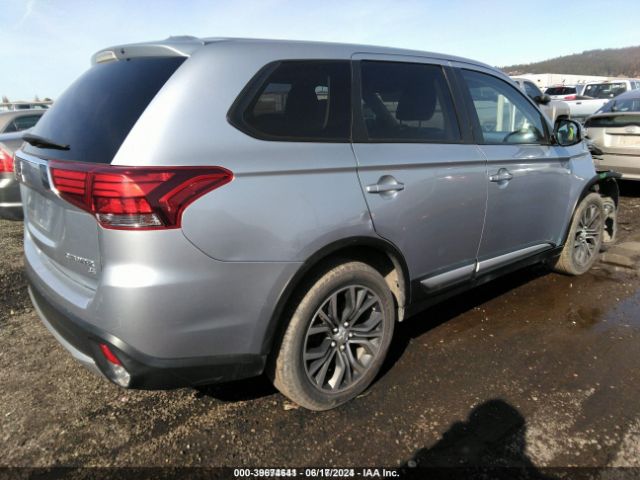 Photo 3 VIN: JA4AD3A30GZ005850 - MITSUBISHI OUTLANDER 