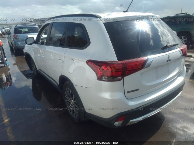 Photo 2 VIN: JA4AD3A30GZ007212 - MITSUBISHI OUTLANDER 