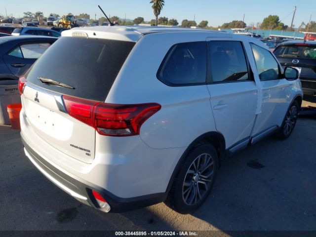 Photo 3 VIN: JA4AD3A30GZ011745 - MITSUBISHI OUTLANDER 