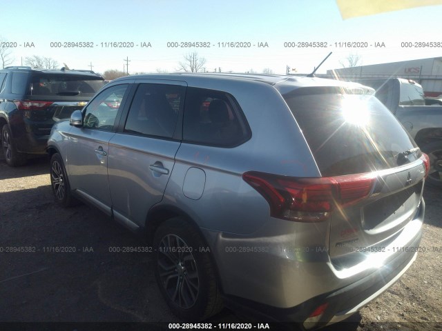 Photo 2 VIN: JA4AD3A30GZ050531 - MITSUBISHI OUTLANDER 