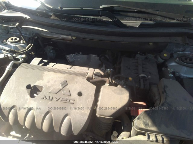 Photo 9 VIN: JA4AD3A30GZ050531 - MITSUBISHI OUTLANDER 