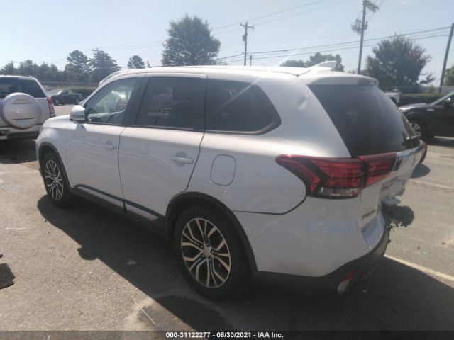 Photo 2 VIN: JA4AD3A30JZ000896 - MITSUBISHI OUTLANDER 