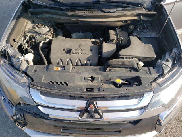 Photo 11 VIN: JA4AD3A30JZ012501 - MITSUBISHI OUTLANDER 