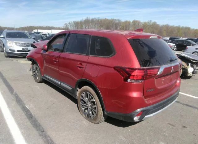 Photo 2 VIN: JA4AD3A30JZ015818 - MITSUBISHI OUTLANDER 