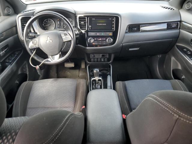 Photo 7 VIN: JA4AD3A30JZ044638 - MITSUBISHI OUTLANDER 