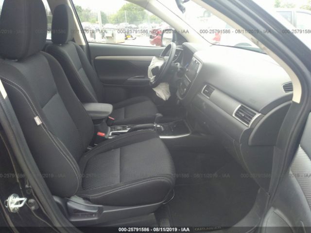 Photo 4 VIN: JA4AD3A30JZ064937 - MITSUBISHI OUTLANDER 