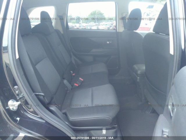 Photo 7 VIN: JA4AD3A30JZ064937 - MITSUBISHI OUTLANDER 