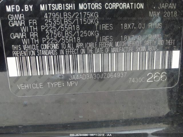 Photo 8 VIN: JA4AD3A30JZ064937 - MITSUBISHI OUTLANDER 