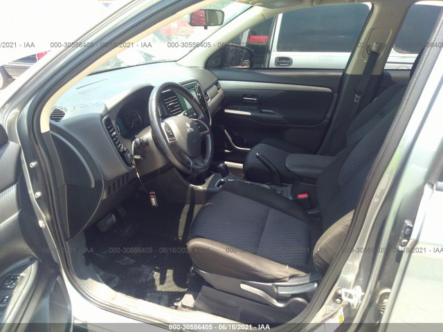 Photo 4 VIN: JA4AD3A31EZ014277 - MITSUBISHI OUTLANDER 