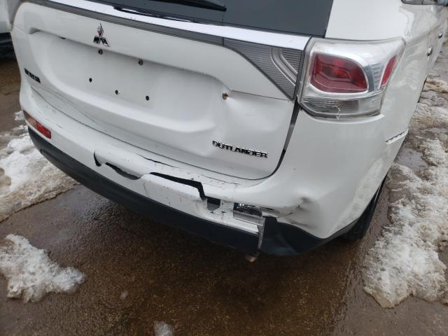 Photo 8 VIN: JA4AD3A31EZ016563 - MITSUBISHI OUTLANDER 