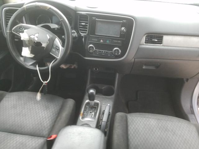 Photo 8 VIN: JA4AD3A31EZ018281 - MITSUBISHI OUTLANDER 