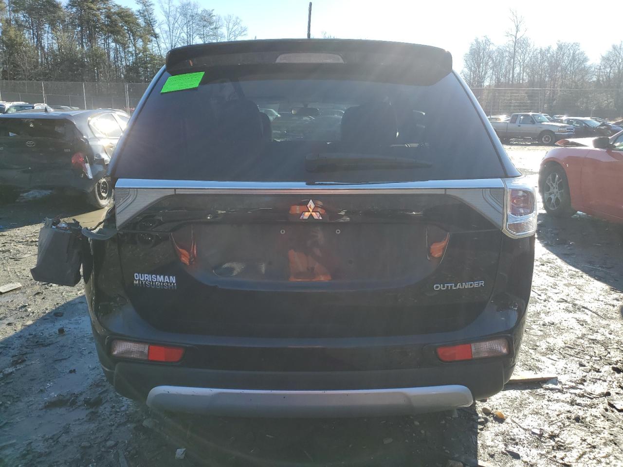 Photo 5 VIN: JA4AD3A31FZ004298 - MITSUBISHI OUTLANDER 