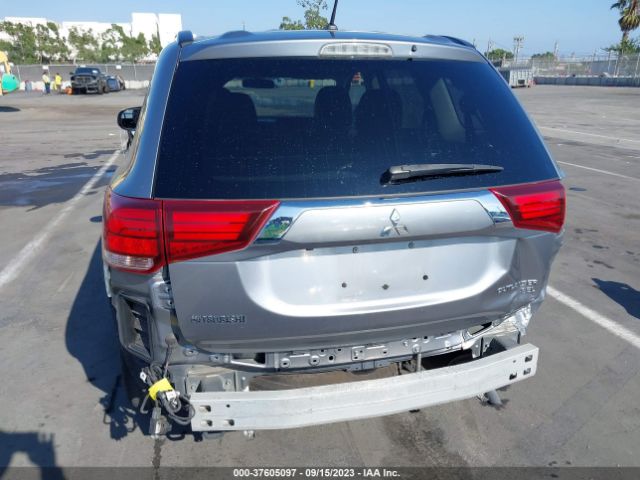 Photo 5 VIN: JA4AD3A31GZ019157 - MITSUBISHI OUTLANDER 