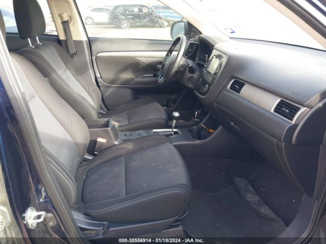 Photo 4 VIN: JA4AD3A31GZ021278 - MITSUBISHI OUTLANDER 