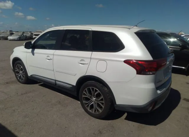 Photo 2 VIN: JA4AD3A31GZ037562 - MITSUBISHI OUTLANDER 