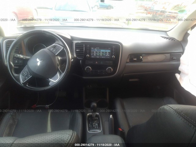 Photo 4 VIN: JA4AD3A31GZ056113 - MITSUBISHI OUTLANDER 