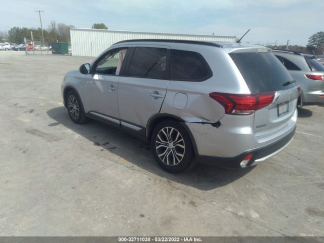 Photo 2 VIN: JA4AD3A31GZ060503 - MITSUBISHI OUTLANDER 