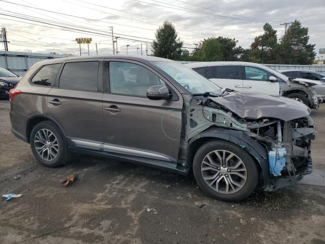 Photo 3 VIN: JA4AD3A31HZ000545 - MITSUBISHI OUTLANDER 