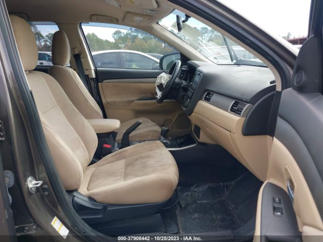 Photo 4 VIN: JA4AD3A31HZ024893 - MITSUBISHI OUTLANDER 