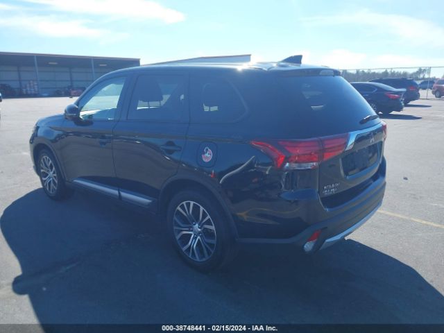 Photo 2 VIN: JA4AD3A31JJ001473 - MITSUBISHI OUTLANDER 