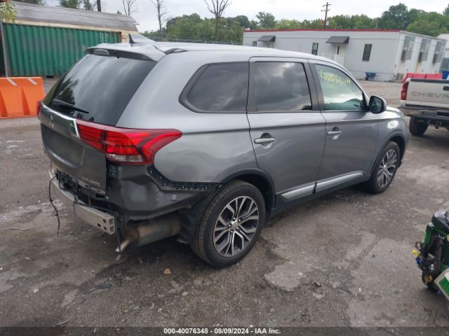 Photo 3 VIN: JA4AD3A31JJ003837 - MITSUBISHI OUTLANDER 