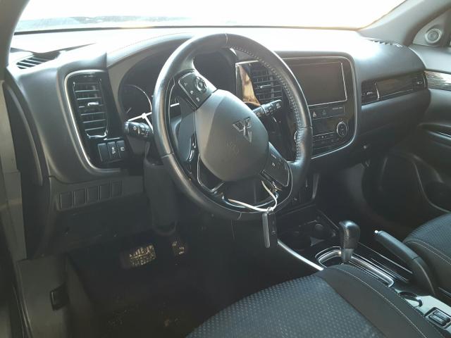 Photo 8 VIN: JA4AD3A31JZ020008 - MITSUBISHI OUTLANDER 