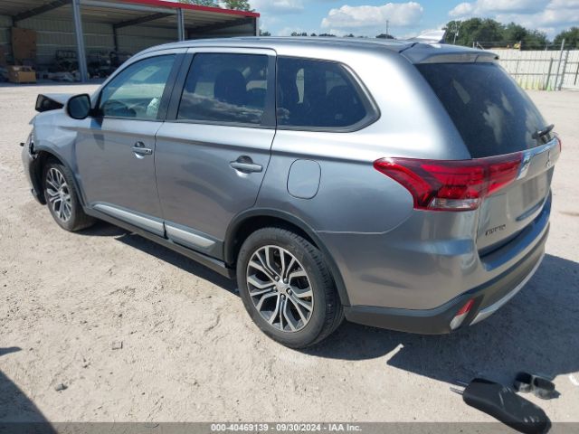 Photo 2 VIN: JA4AD3A31JZ040341 - MITSUBISHI OUTLANDER 