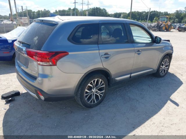 Photo 3 VIN: JA4AD3A31JZ040341 - MITSUBISHI OUTLANDER 