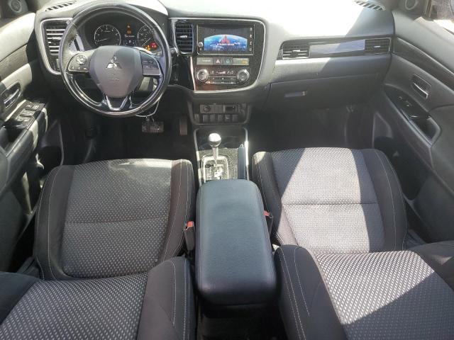 Photo 7 VIN: JA4AD3A31JZ044857 - MITSUBISHI OUTLANDER 